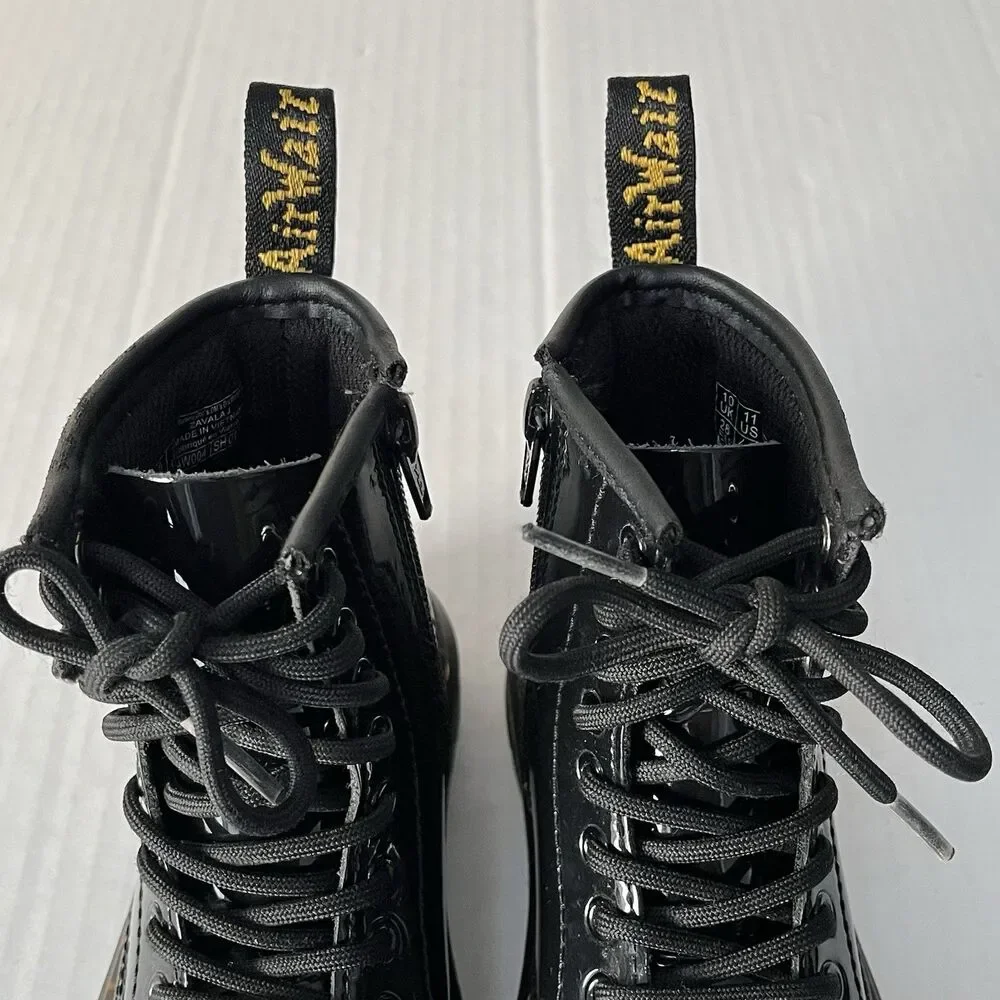 Dr. Martens Zavala J Combat Boots Patent Leather Zip Closure Unisex Kids Size 11